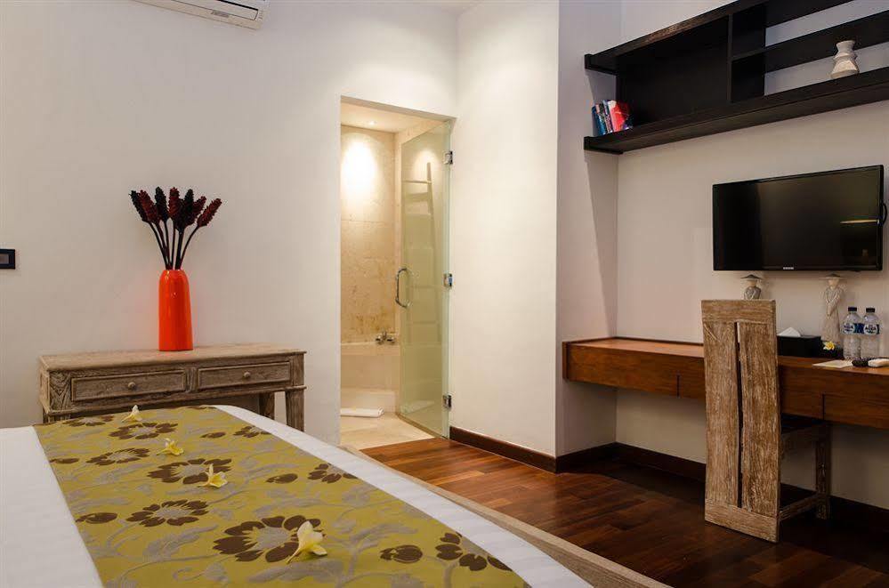 Villa Artisane Seminyak Buitenkant foto